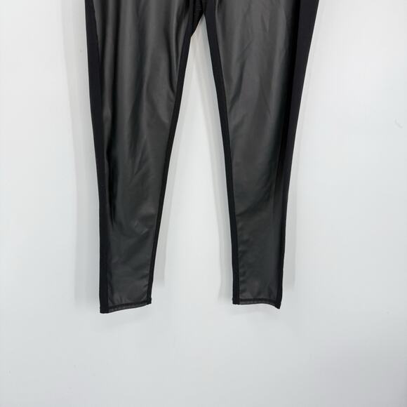 Athleta Gleam Faux Leather Front High Rise Luxe Tight Black Size Large - Picture 4 of 10